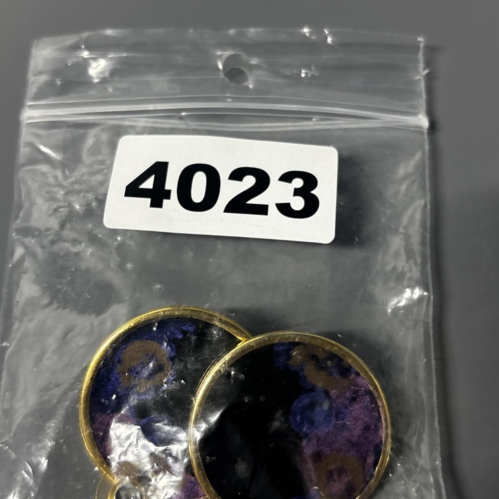 Gold Tone Reversible Round Disc Earrings Purple Floral Enamel Statement Studs - Picture 9 of 9